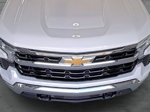 New 2026 Chevrolet Silverado 1500 LT w/ All Star Edition Plus AWD/4WD image 18