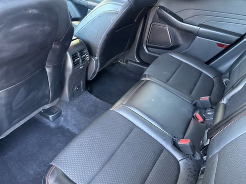 Used 2025 Ford Escape ST-Line image 12