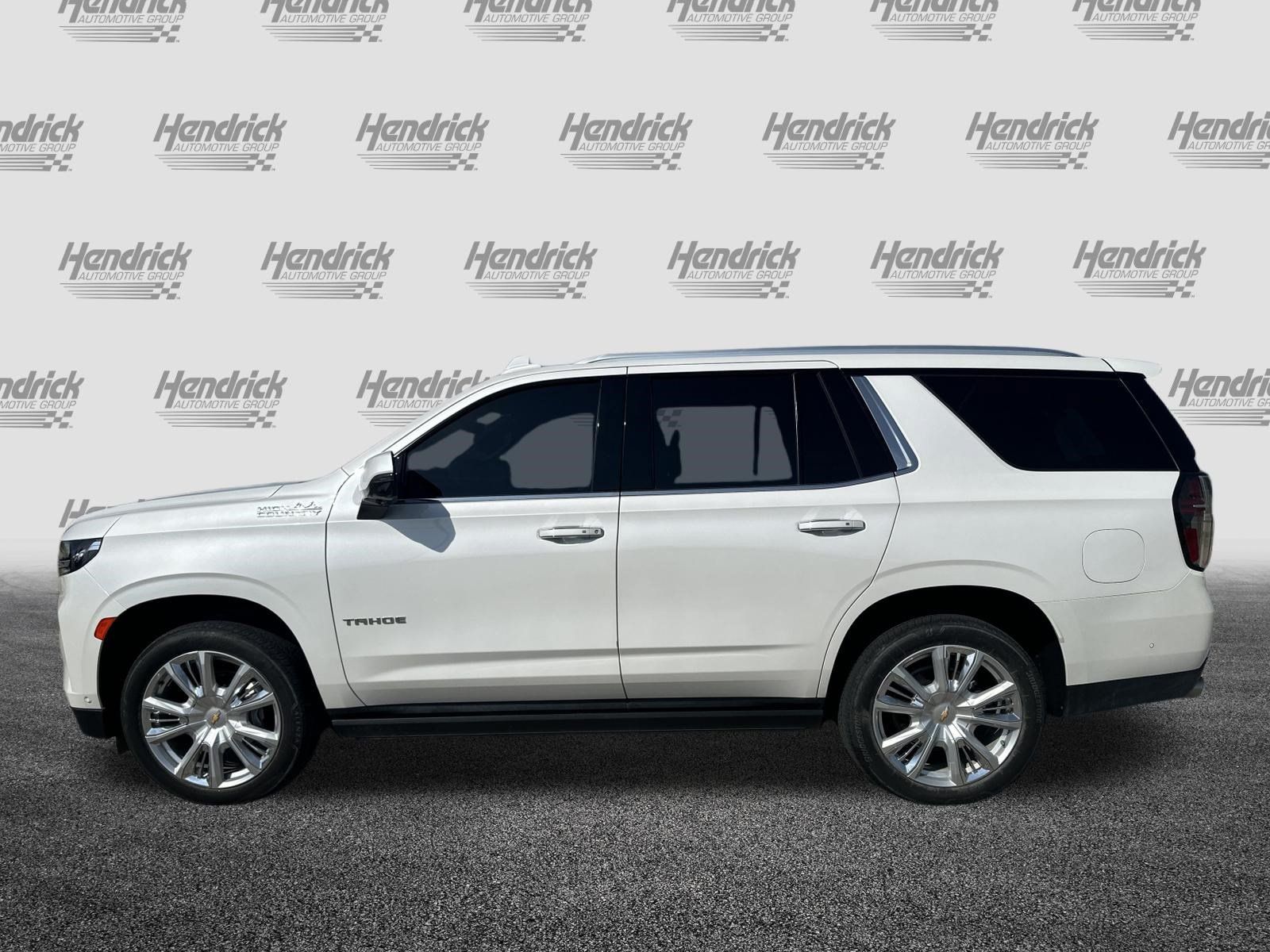 Used 2023 Chevrolet Tahoe High Country w/ Advanced Technology Package AWD/4WD image 3