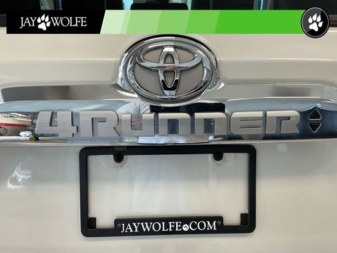 Used 2021 Toyota 4Runner Limited image 24