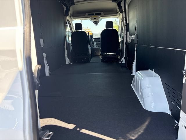 New 2026 Ford Transit 250 148 Medium Roof RWD image 12