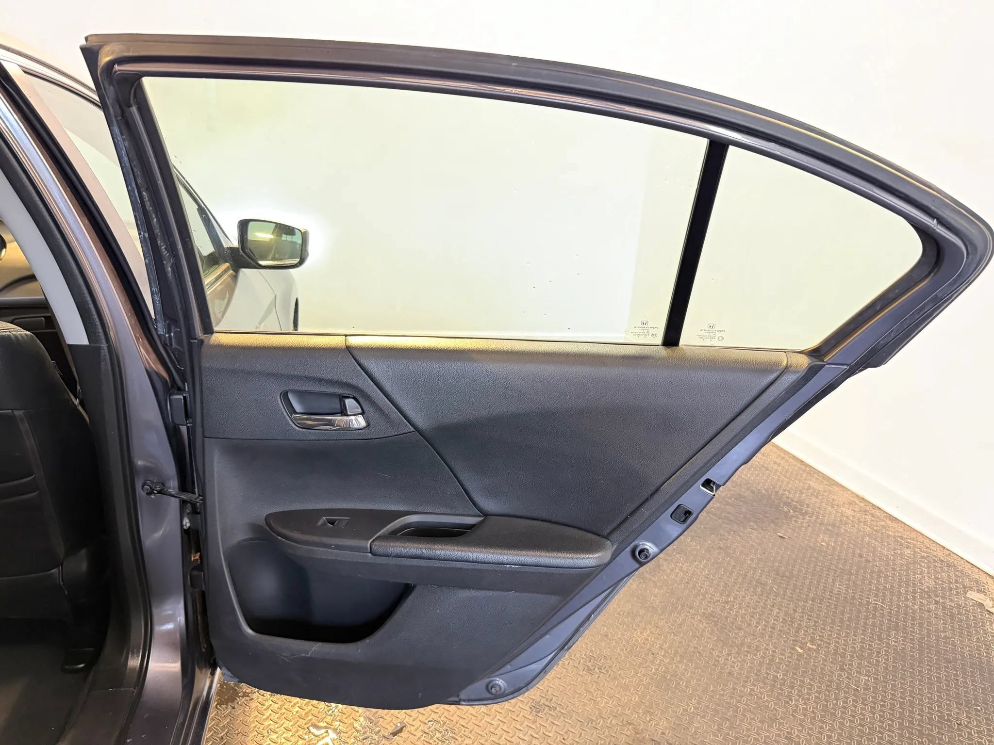 Used 2013 Honda Accord LX image 35