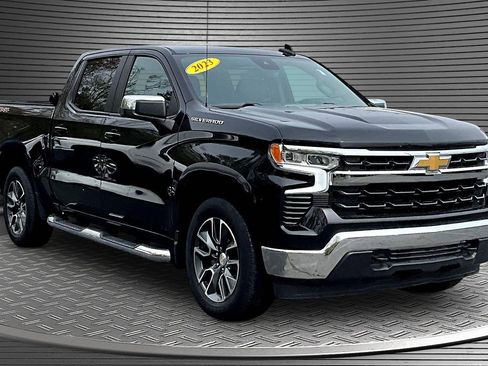 Used 2023 Chevrolet Silverado 1500 LT AWD/4WD image 1