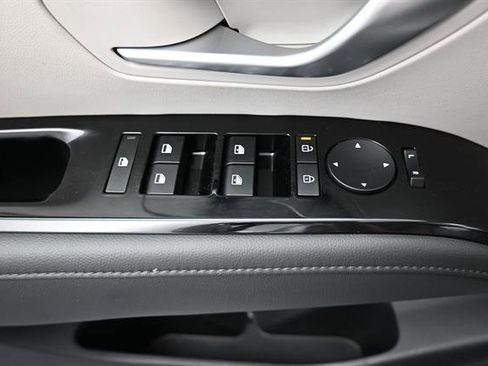 Used 2025 Hyundai Tucson Limited FWD image 5