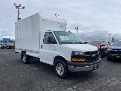 New 2025 Chevrolet Express 3500 w/ Power Convenience Package
