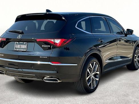 Used 2024 Acura MDX SH-AWD w/ Technology Package image 3