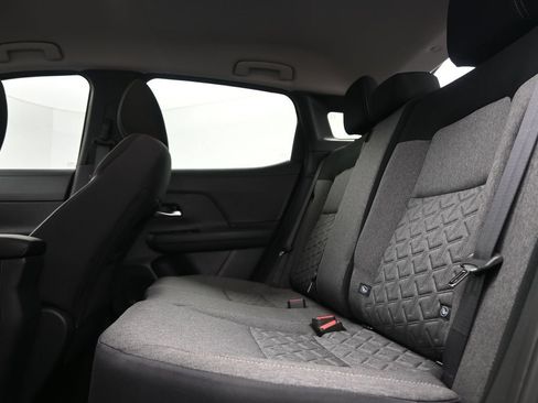 New 2026 Nissan Kicks SV w/ SV Premium Package AWD/4WD image 13