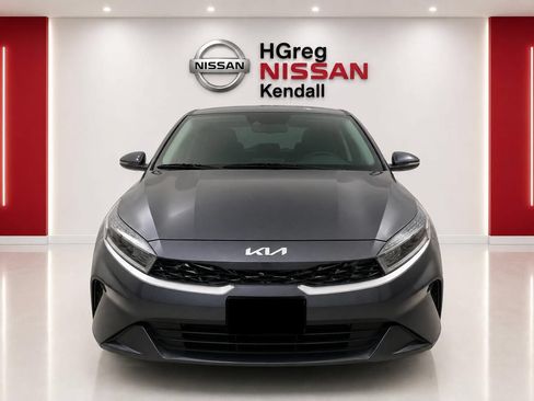 Used 2024 Kia Forte LXS w/ LXS Technology Package FWD image 3