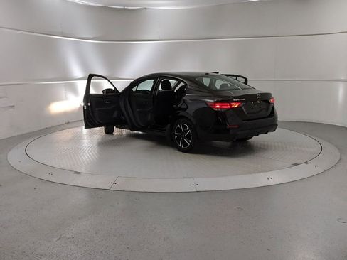 Used 2024 Nissan Sentra SV image 10