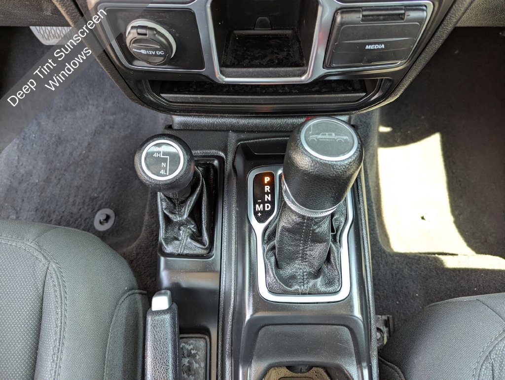Used 2022 Jeep Gladiator Sport AWD/4WD image 27