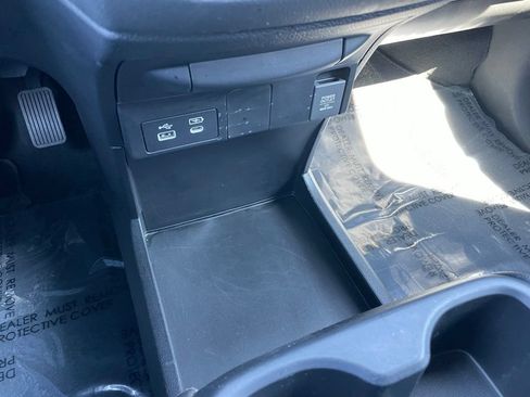 Used 2025 Honda Odyssey Sport-L image 13