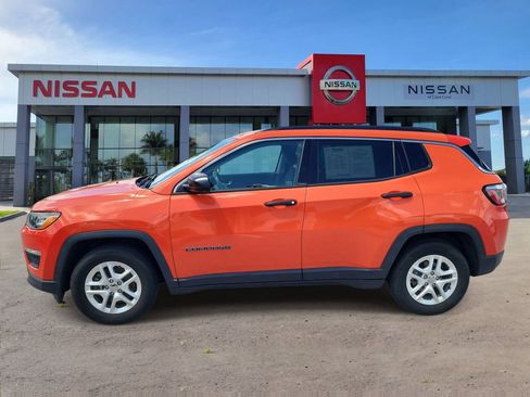 Used 2019 Jeep Compass Sport FWD image 6