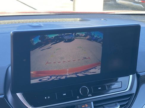 Used 2024 Nissan Altima 2.5 SR w/ SR Premium Package image 22