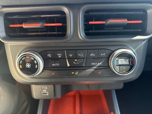 Used 2022 Ford Maverick XLT w/ XLT Luxury Package FWD image 12