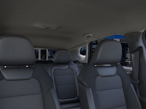 New 2026 Chevrolet Trax LT w/ Driver Confidence Package FWD image 24
