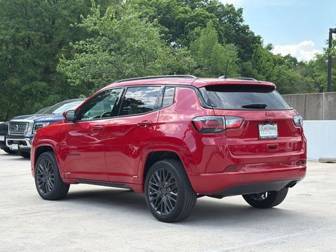 Used 2022 Jeep Compass Limited w/ (RED) Package AWD/4WD image 6