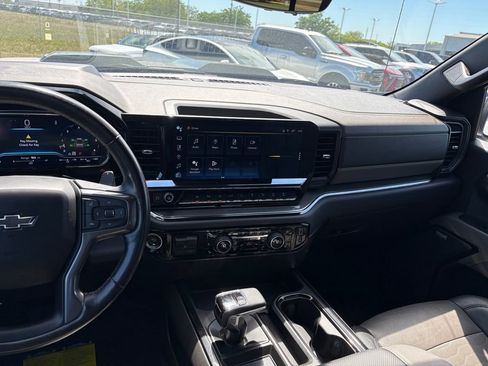 Used 2023 Chevrolet Silverado 1500 ZR2 w/ Technology Package image 20