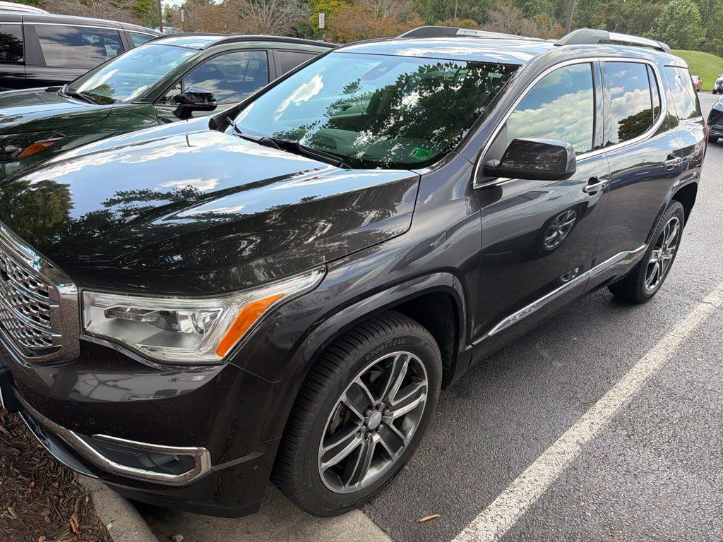 Used 2019 GMC Acadia Denali w/ Technology Package AWD/4WD image 4