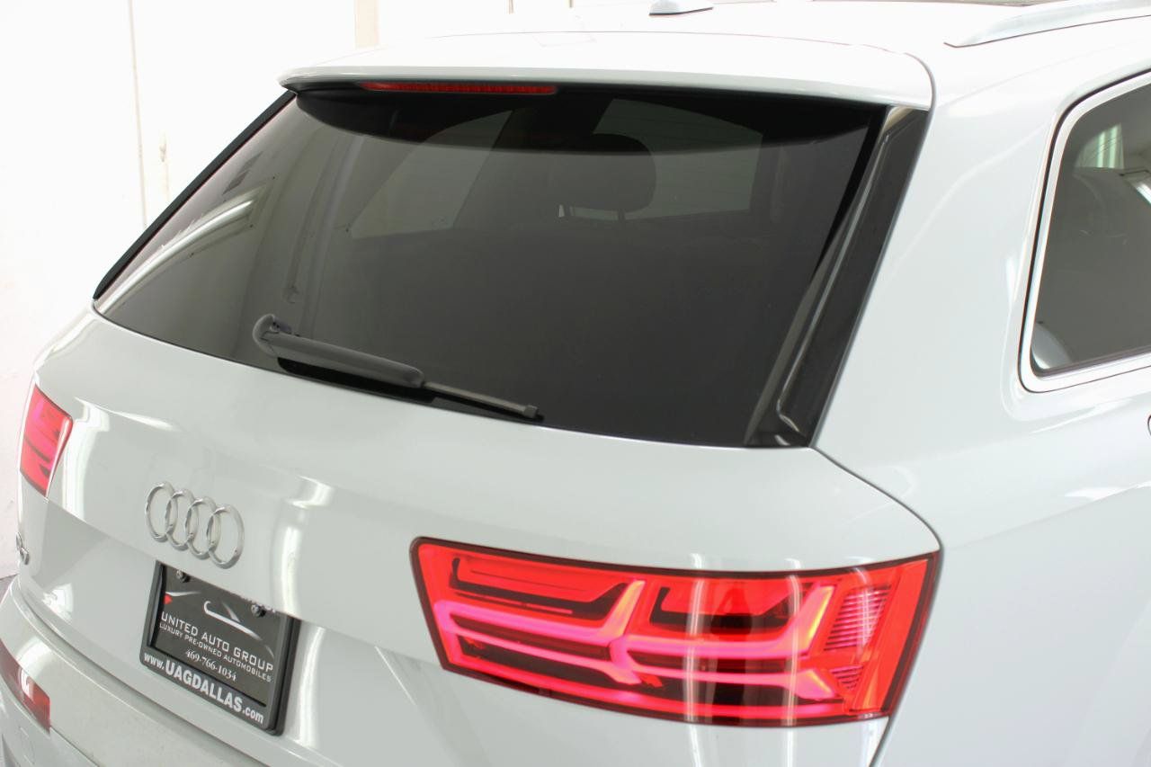 Used 2019 Audi Q7 3.0T Prestige w/ Prestige Package AWD/4WD image 19