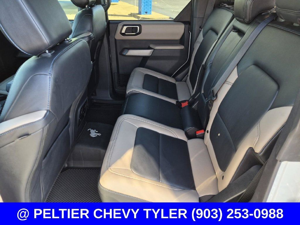 Used 2023 Ford Bronco Wildtrak AWD/4WD image 41