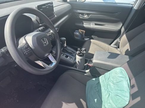 Used 2023 Honda CR-V EX image 3