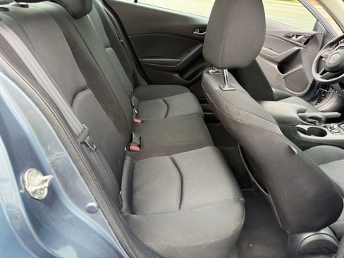 Used 2015 MAZDA MAZDA3 i Sport FWD image 21