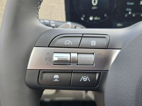 New 2026 Hyundai Kona Limited FWD image 14