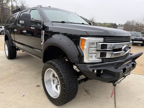 Used 2018 Ford F250 Limited w/ FX4 Off-Road Package image 7