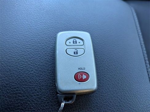 Used 2019 Toyota 4Runner Limited image 31