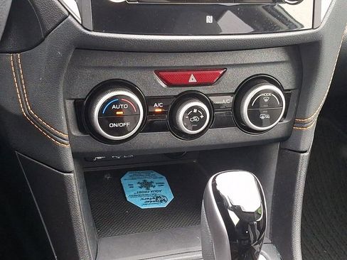 Used 2023 Subaru Crosstrek 2.5i Limited w/ Popular Package #3 image 18