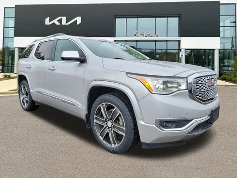 Used 2018 GMC Acadia Denali w/ Technology Package image 1