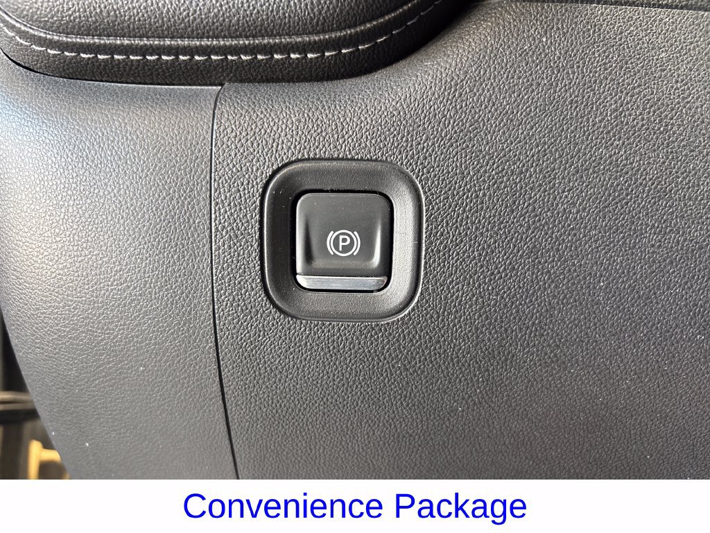 Used 2020 Chevrolet Silverado 1500 RST AWD/4WD image 22