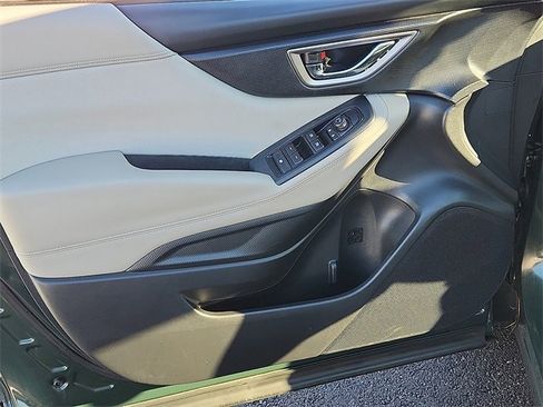 Used 2022 Subaru Forester Premium image 12