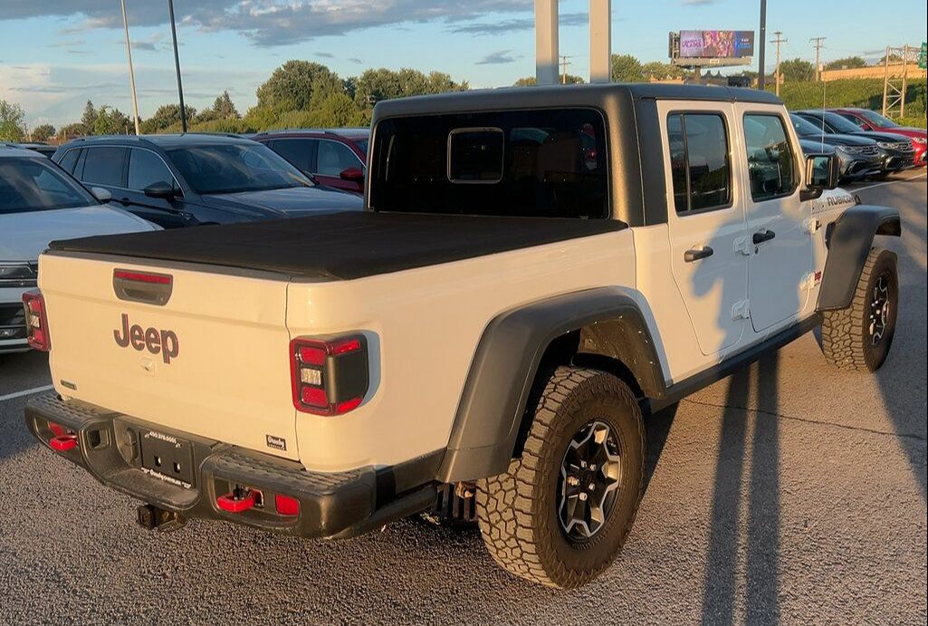 Used 2021 Jeep Gladiator Rubicon w/ Dual Top Group AWD/4WD image 3