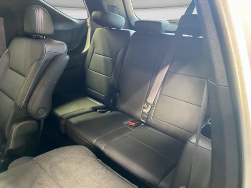 Certified 2025 Chevrolet Traverse LT AWD/4WD image 31