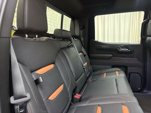 Used 2024 GMC Sierra 1500 AT4 w/ AT4 Carbonpro Edition AWD/4WD image 26