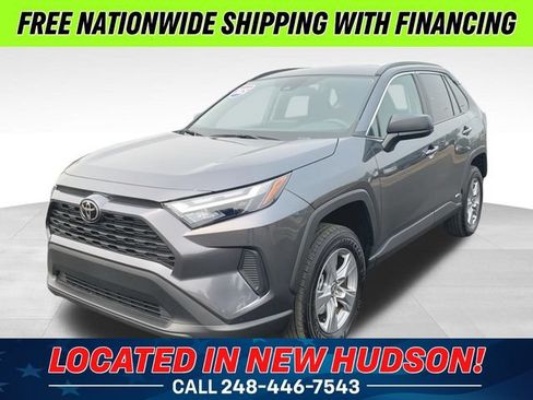 Used 2025 Toyota RAV4 LE AWD/4WD image 1