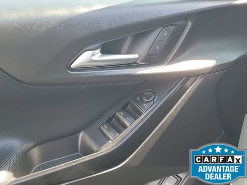 Used 2025 Chevrolet Equinox LT w/ Convenience Package II image 47