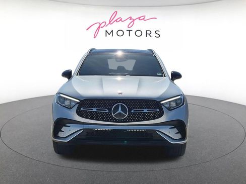 Used 2025 Mercedes-Benz GLC 350e 4MATIC image 2