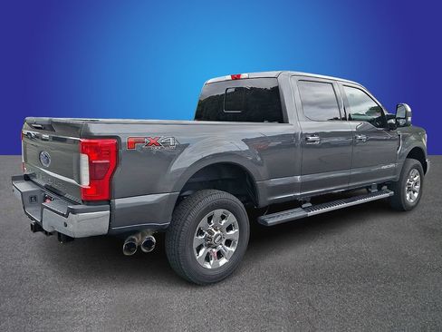 Used 2019 Ford F250 Lariat w/ Lariat Ultimate Package AWD/4WD image 4