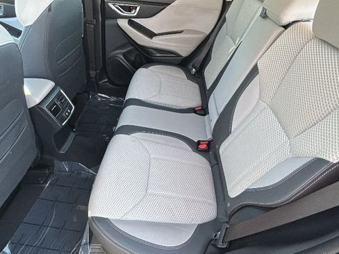Certified 2023 Subaru Forester Premium AWD/4WD image 25