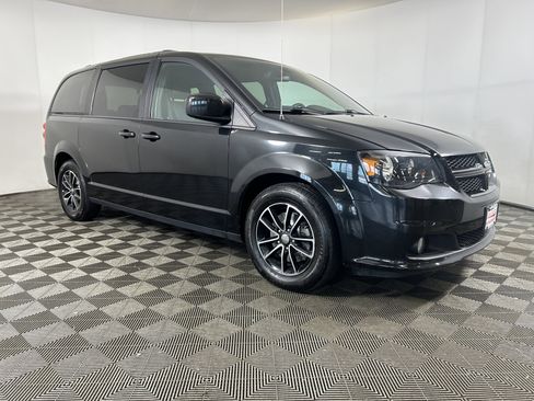 Used 2019 Dodge Grand Caravan GT image 5