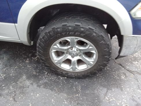 Used 2014 RAM 1500 Laramie image 16