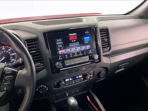 Used 2022 Nissan Frontier PRO-4X w/ Technology Package image 9