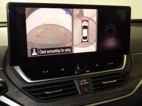 Certified 2025 Nissan Altima 2.5 SL image 5