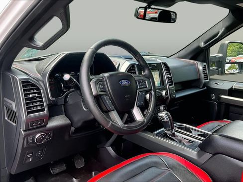 Used 2018 Ford F150 Lariat w/ Equipment Group 502A Luxury AWD/4WD image 17
