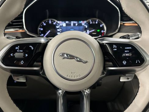 Used 2022 Jaguar F-PACE S image 18