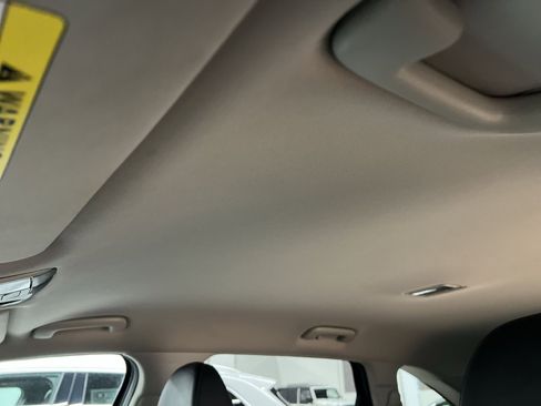 Used 2024 Kia Sorento S image 20