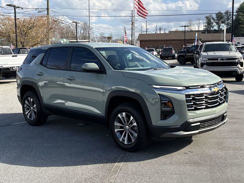 New 2026 Chevrolet Equinox LT w/ Safety and Technology Package image 2