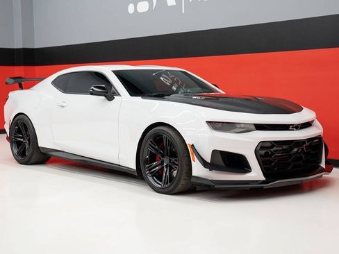 Used 2023 Chevrolet Camaro ZL1 RWD image 62